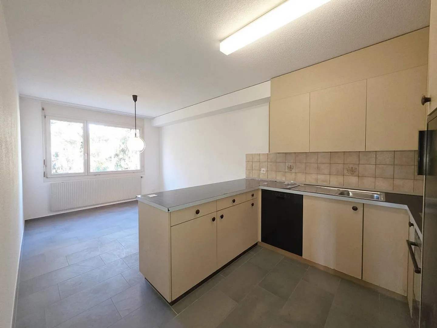 Appartement spacieux avec touche moderne dans le quartier de Herblingen - Photo 7 sur 12