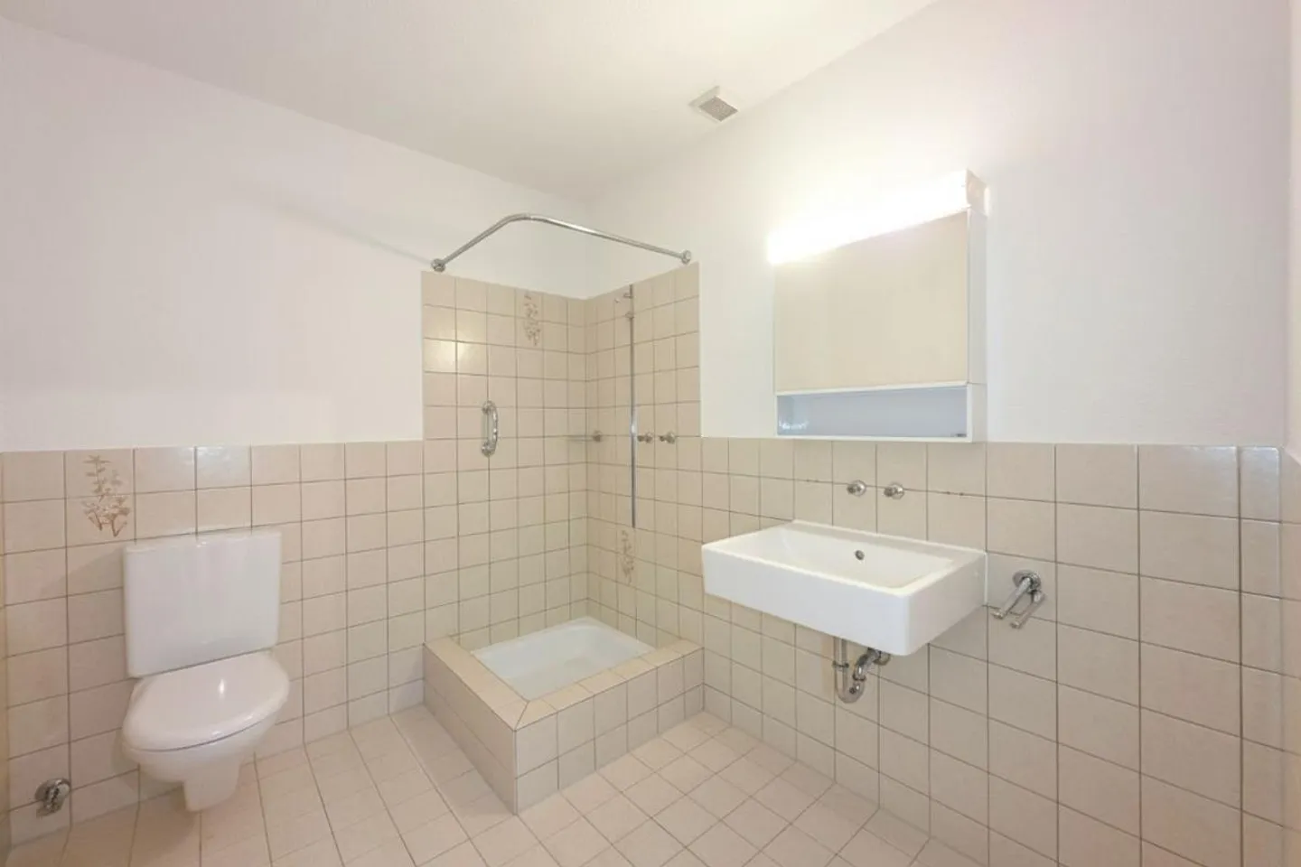 Appartement spacieux avec touche moderne dans le quartier de Herblingen - Photo 9 sur 12