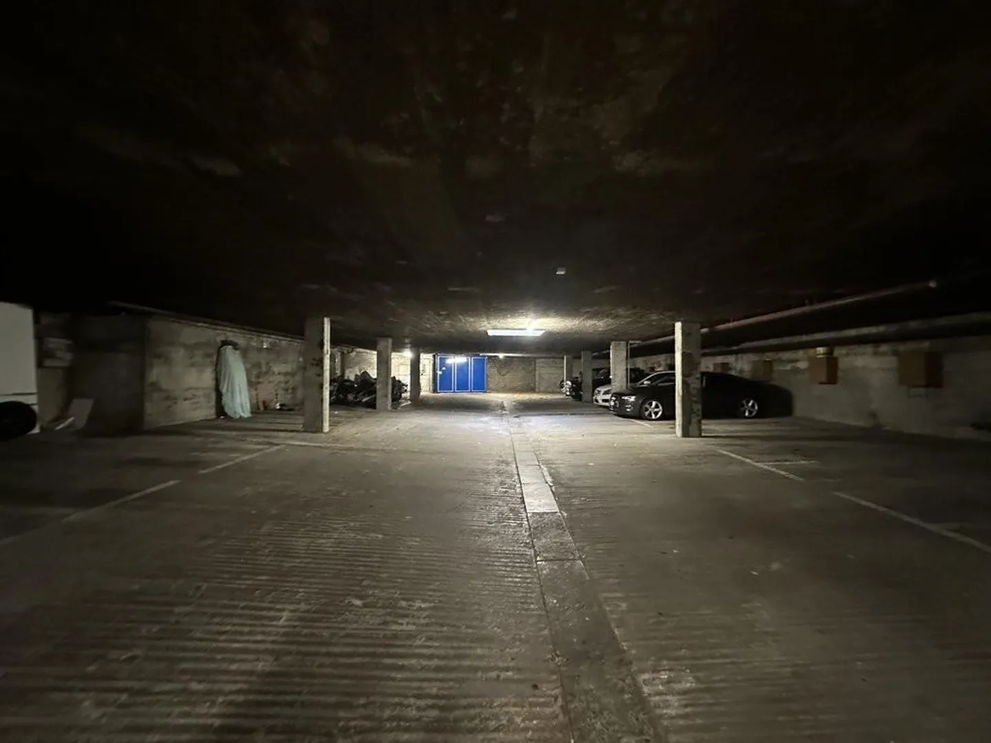 Posto moto a Bümpliz - Foto 3 di 4