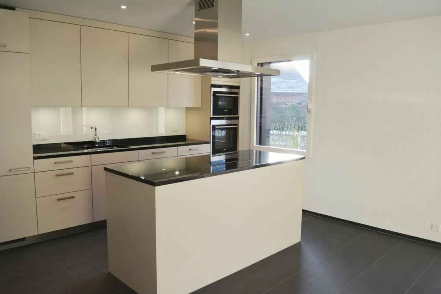 Rêve de jardin - Appartement 4.5 pièces avec jardin à Wagen recherché ? - Photo 3 sur 16