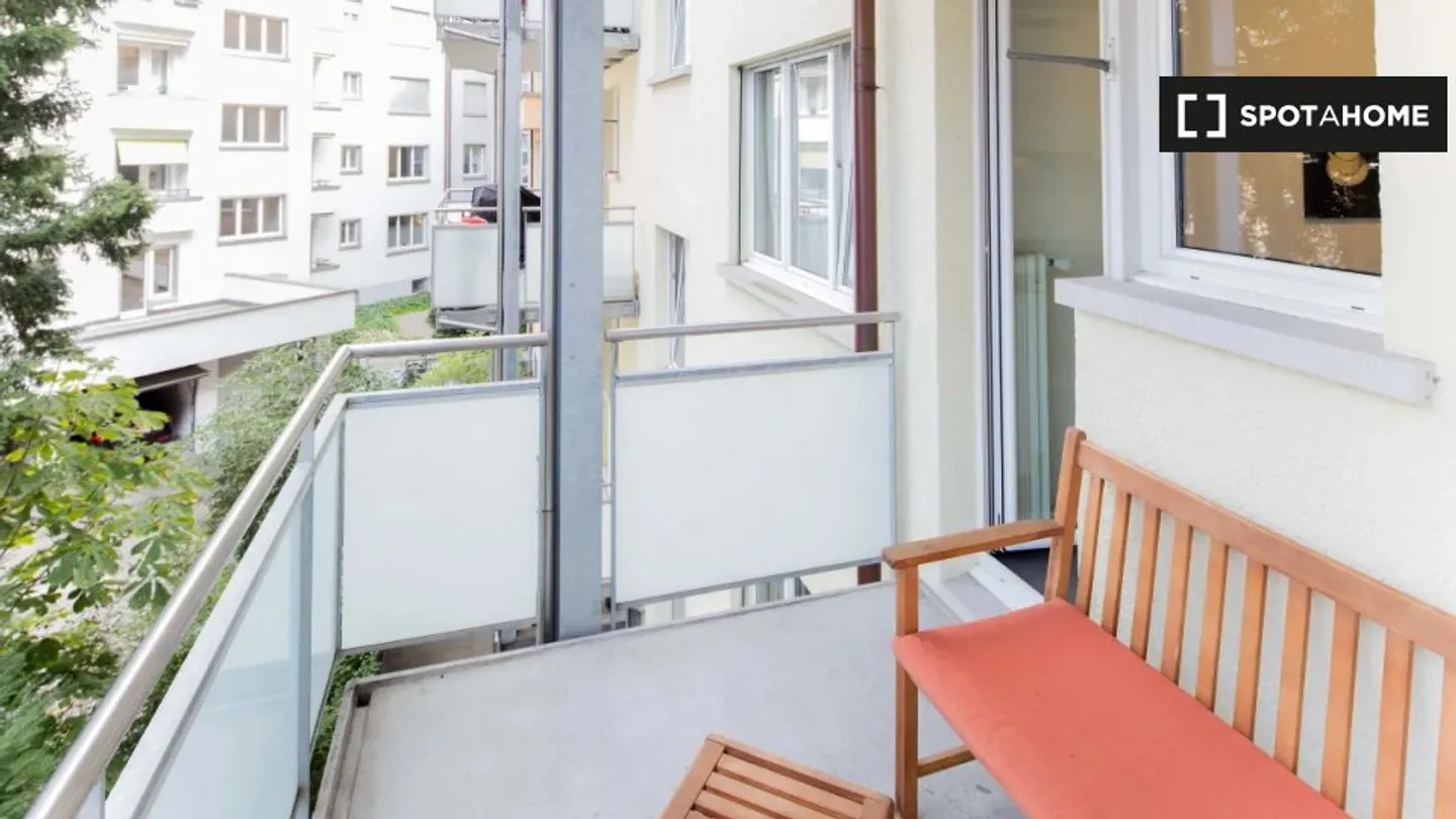 Entdecke, besichtige und miete dein neues Zuhause online mit vollem Vertrauen. - Foto 2 von 13