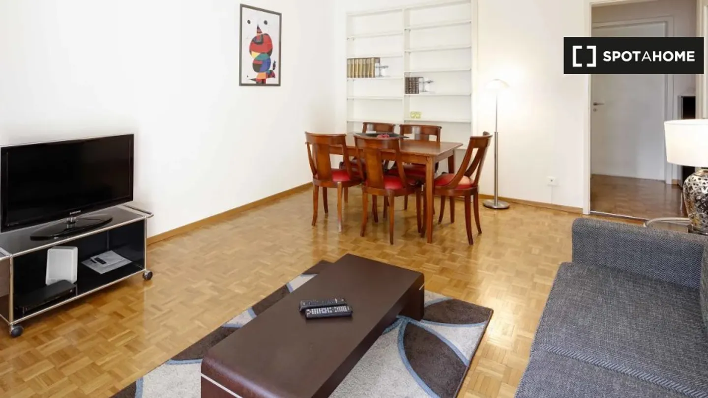 Entdecke, besichtige und miete dein neues Zuhause online mit vollem Vertrauen. - Foto 3 von 13