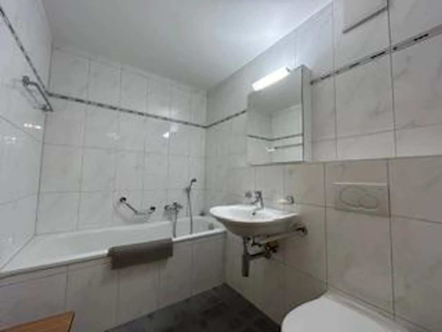 In affitto bel appartamento arredato 2.5 a Saillon, accanto alle terme - Foto 3 di 7