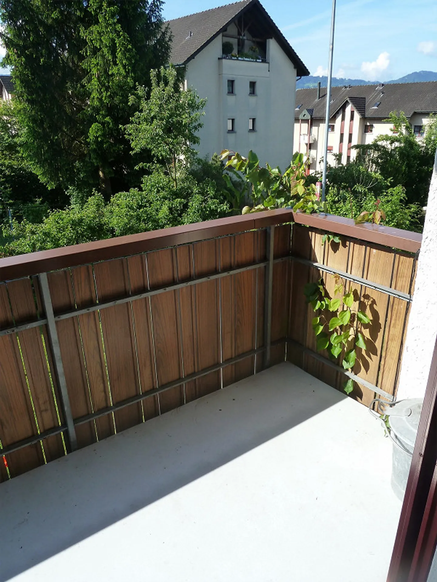 Apartment in charming house including garage - Photo 7 of 25