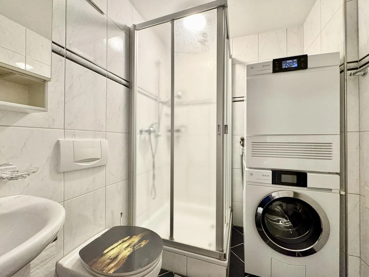 5.5-Room Maisonette with Parking Space - Centrally Located, Pleasantly Quiet - Photo 8 of 12