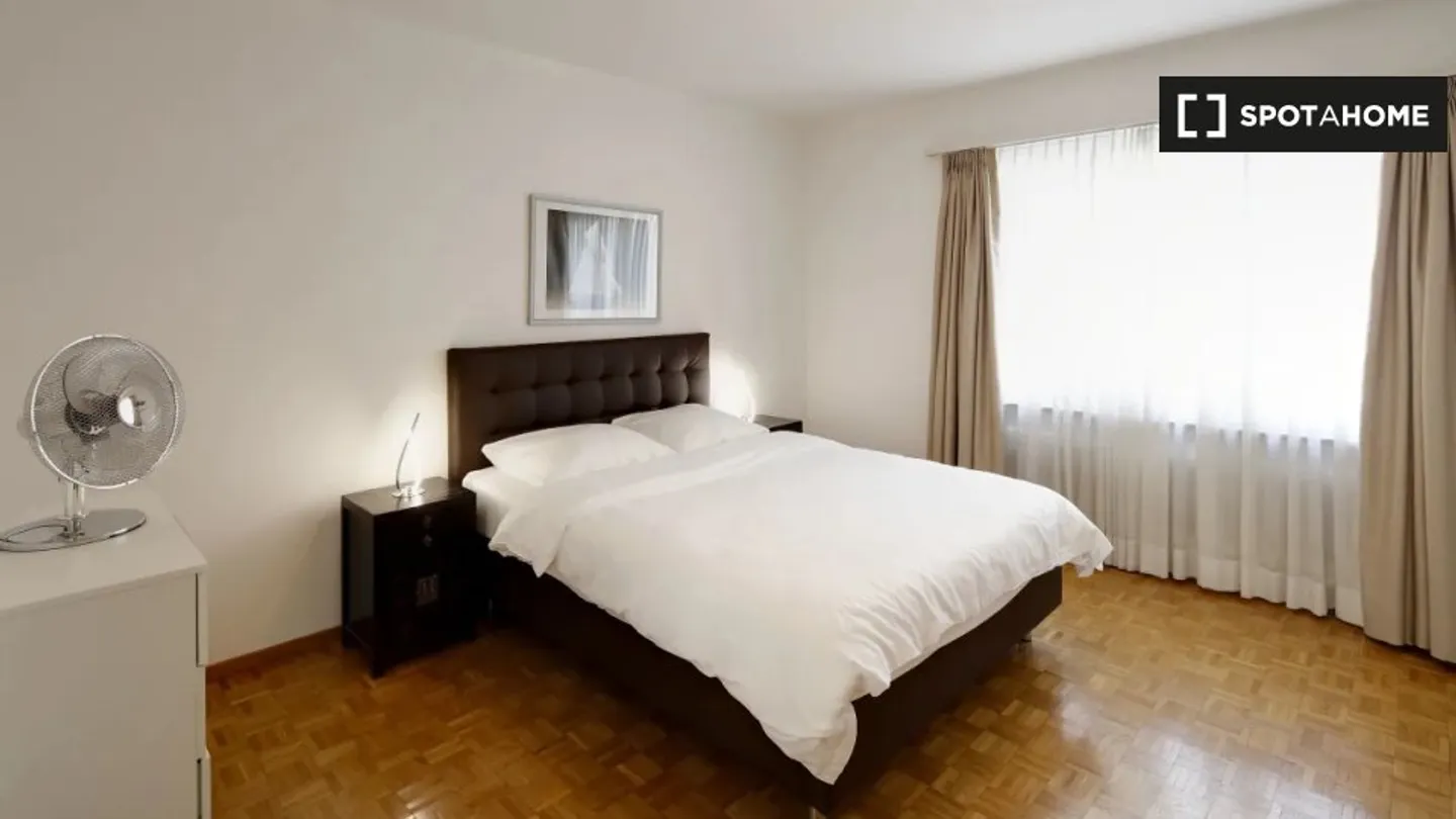 Entdecke, besichtige und miete dein neues Zuhause online mit vollem Vertrauen. - Foto 12 von 13