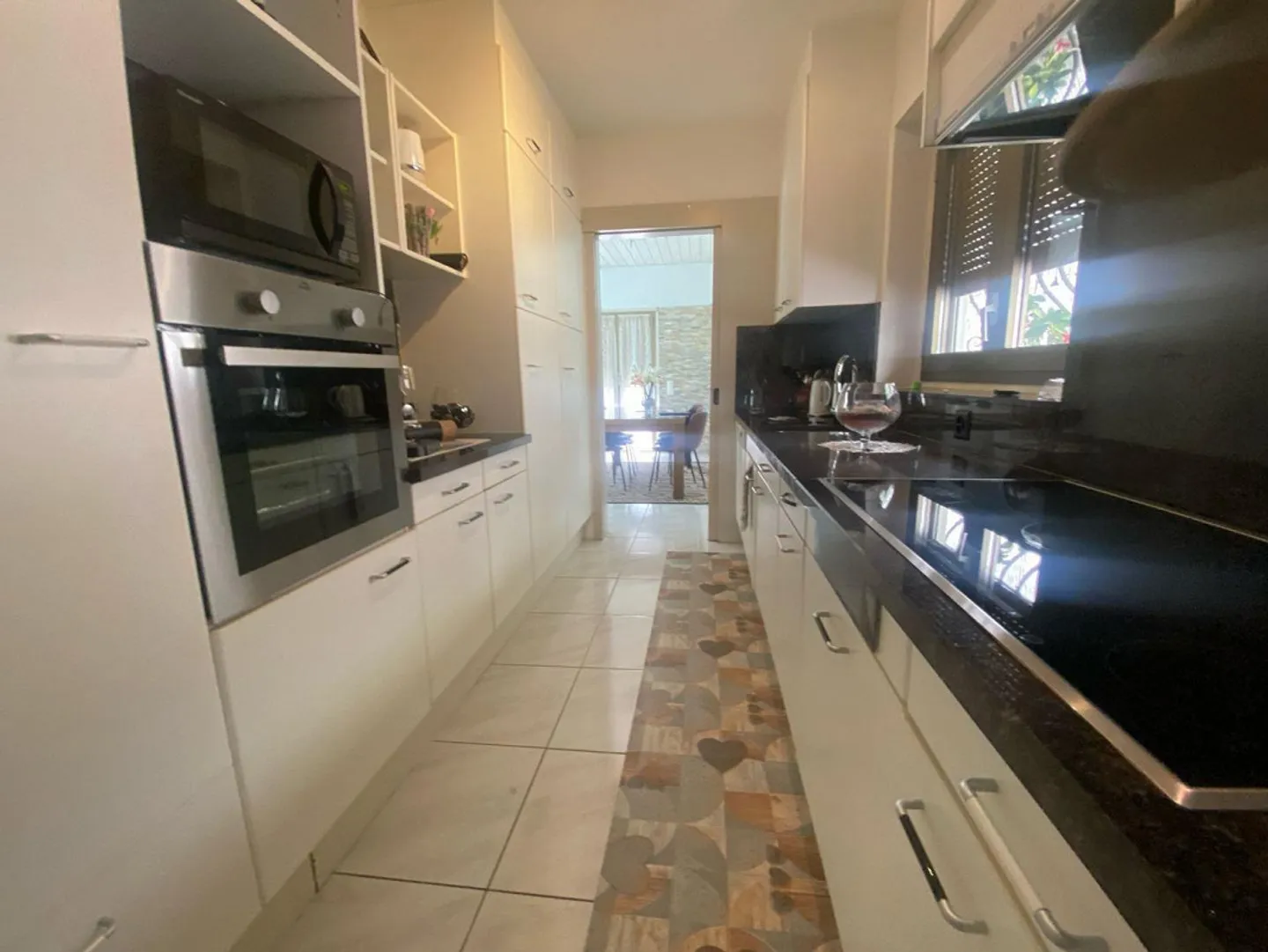 «6 1/2-room villa with garden in a very sunny location with a view / villetta di 6 1/2 locali con giardino molto soleggiata e bella vista» - Photo 8 of 36