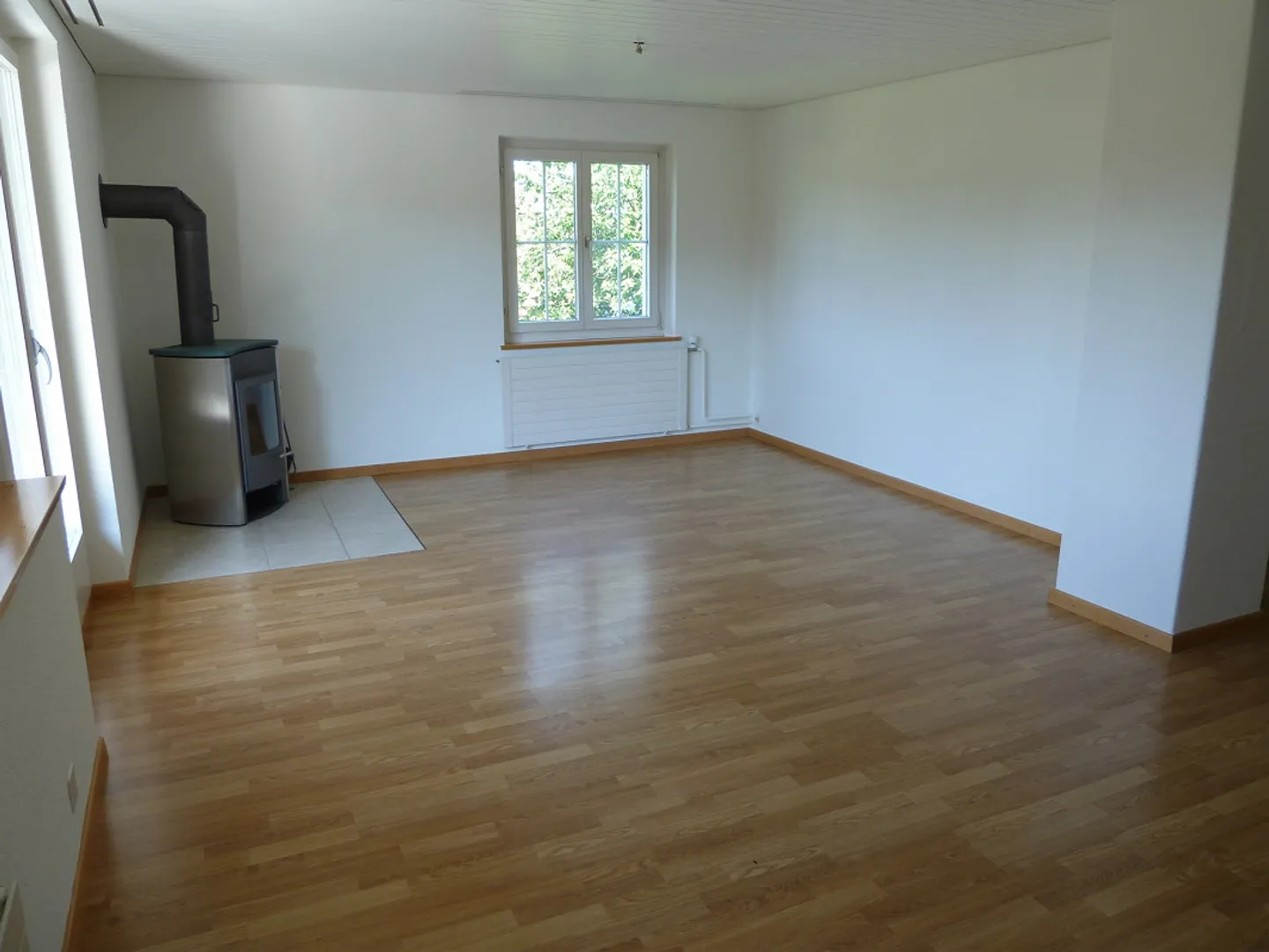 Apartment in charming house including garage - Photo 9 of 25