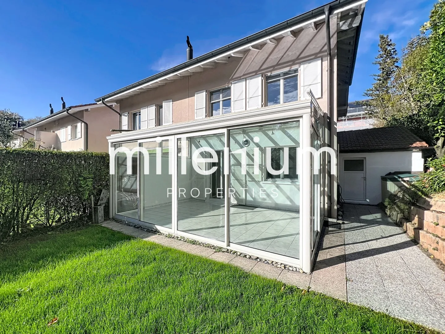 Villa familiare con giardino a Bellevue - Foto 1 di 13