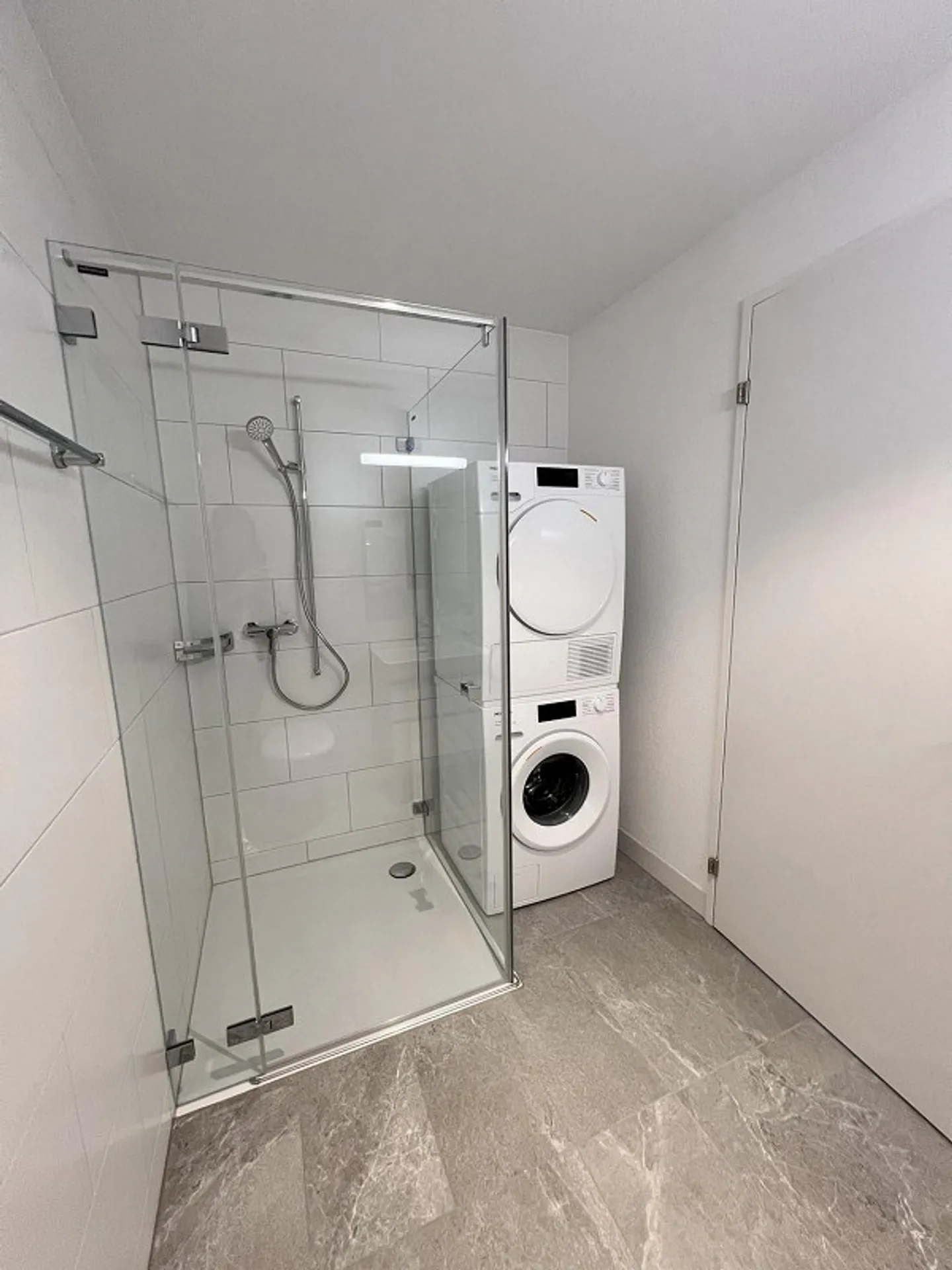 «Baumpark»  Wohnen in parkartiger Landschaft in Pfäffikon ZH - Foto 12 von 12