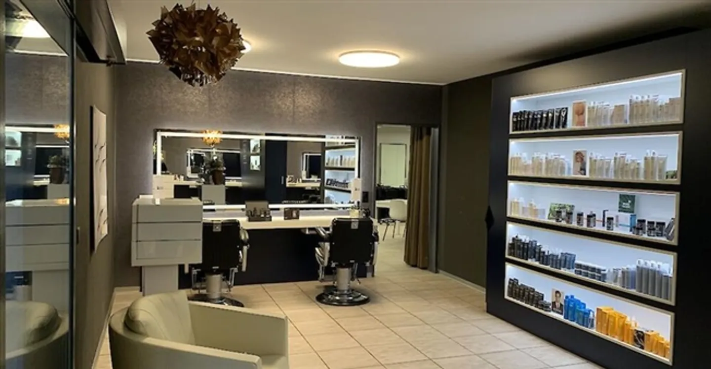 Spazio commerciale - Foto 3 di 9