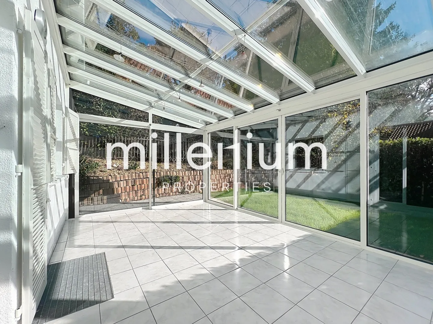 Villa familiare con giardino a Bellevue - Foto 5 di 13