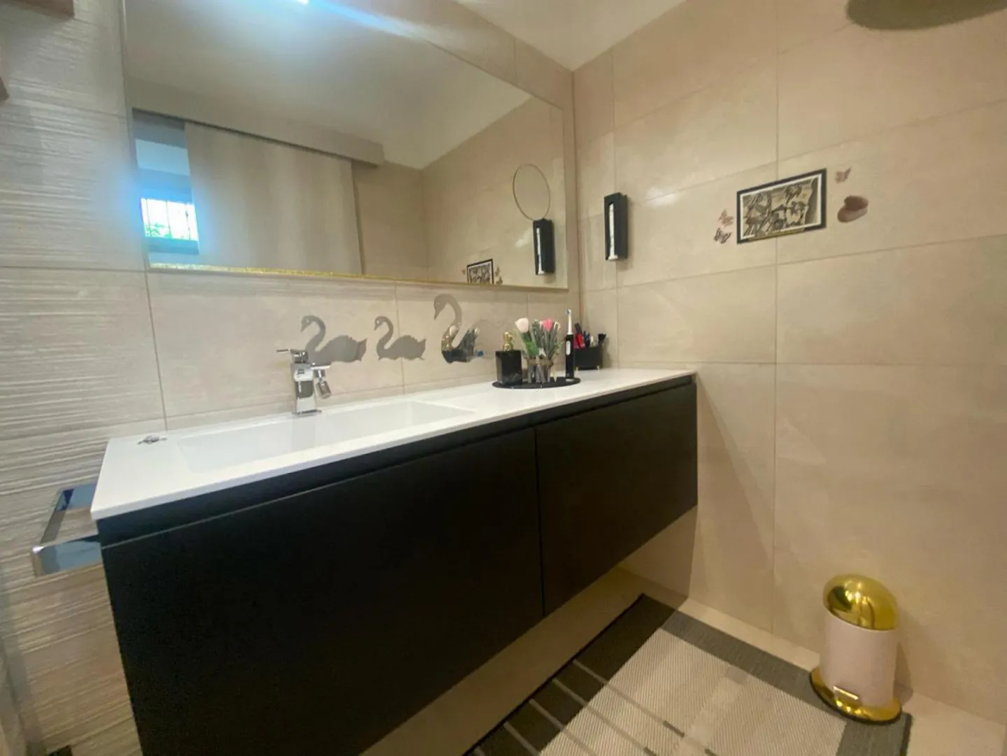 «6 1/2-room villa with garden in a very sunny location with a view / villetta di 6 1/2 locali con giardino molto soleggiata e bella vista» - Photo 20 of 36