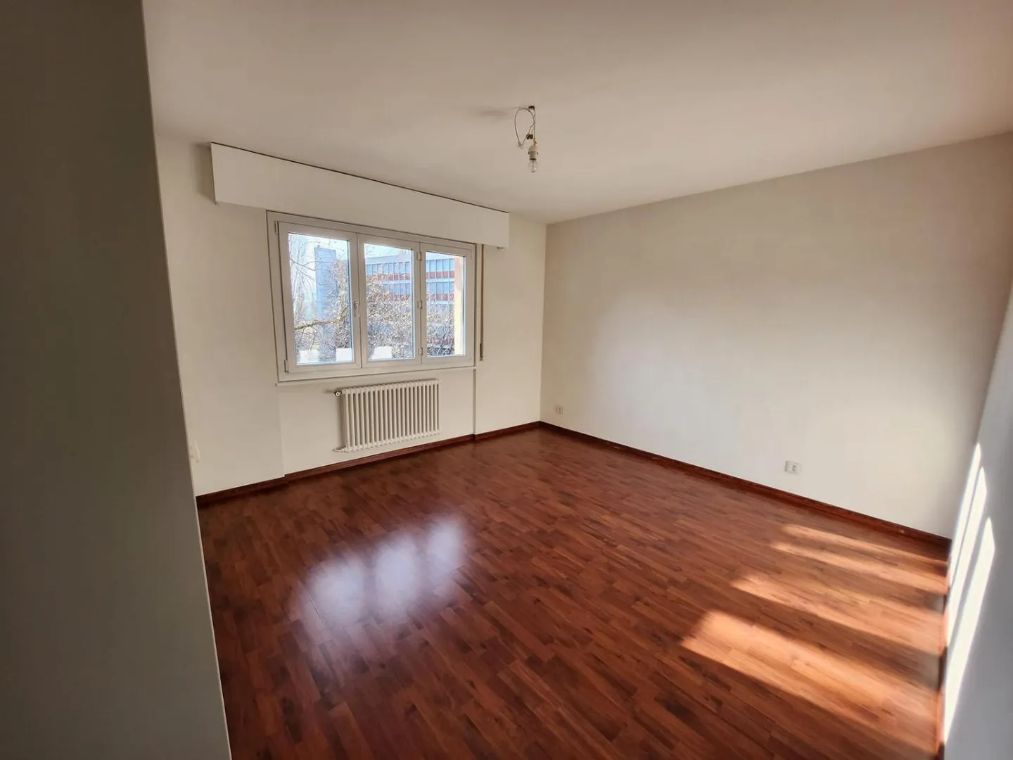 Appartement lumineux 4.5 pièces à Sion - Photo 5 sur 10