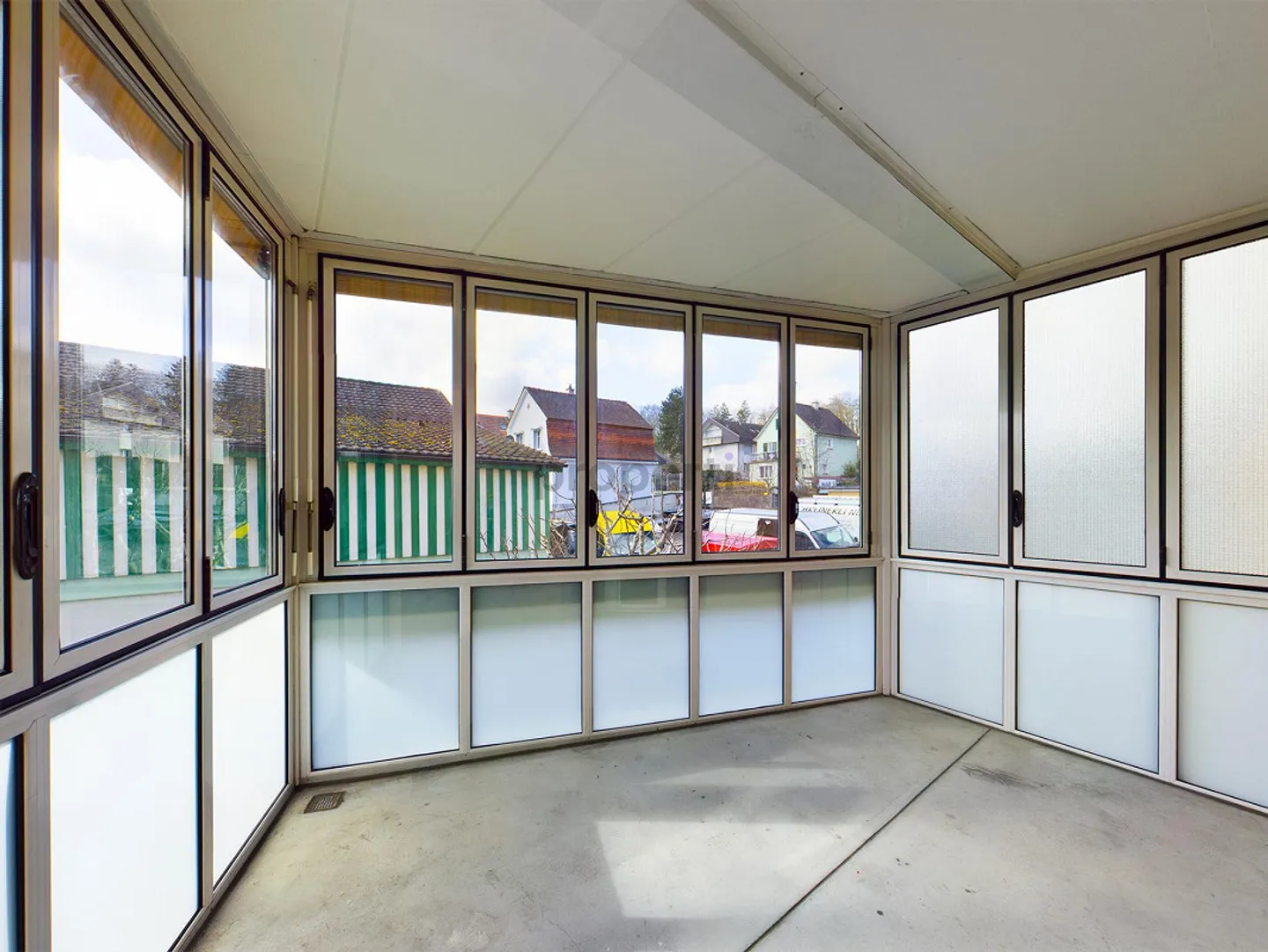 Charming Apartment in Bottmingen - Photo 9 of 11