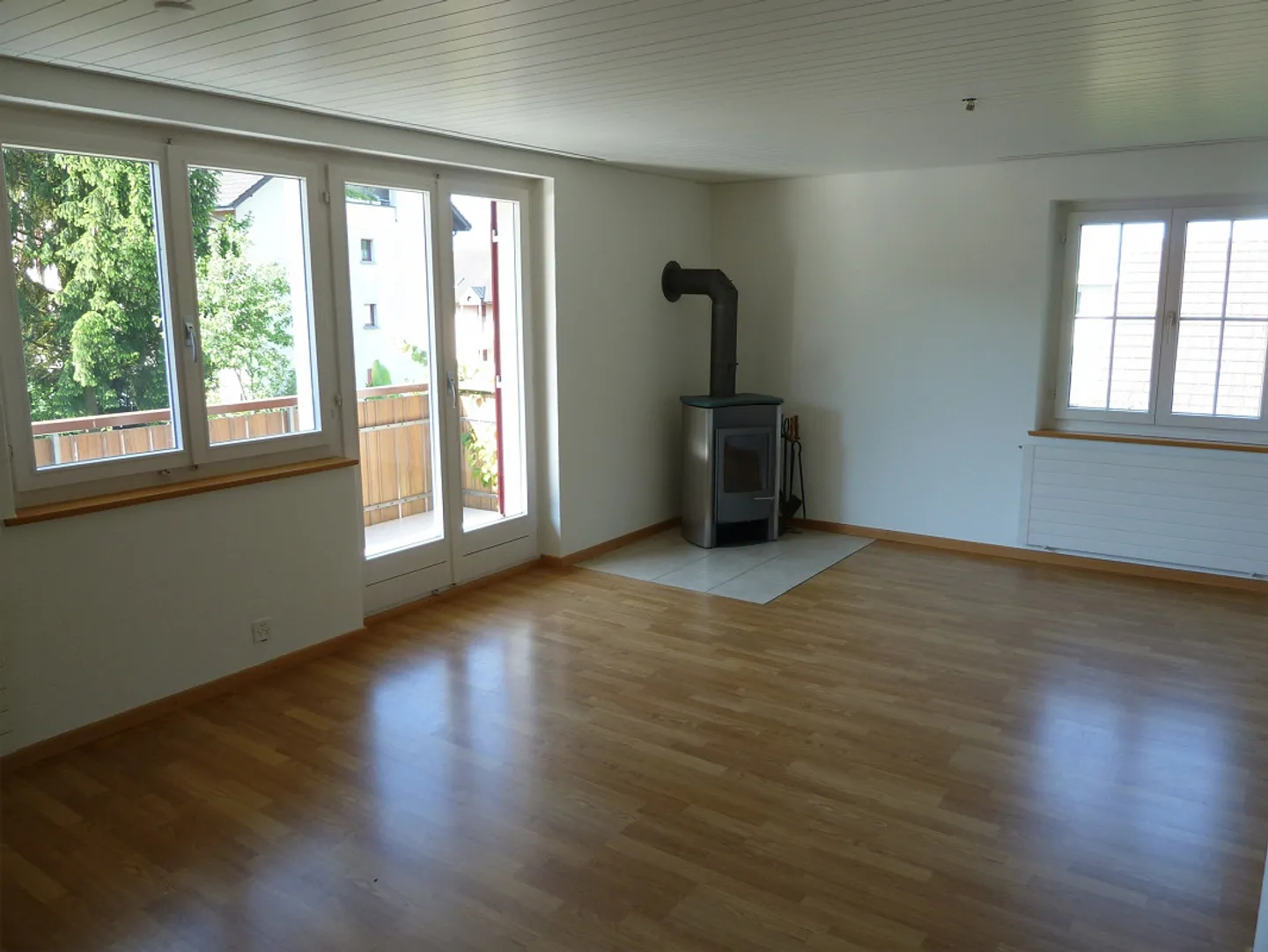 Apartment in charming house including garage - Photo 11 of 25