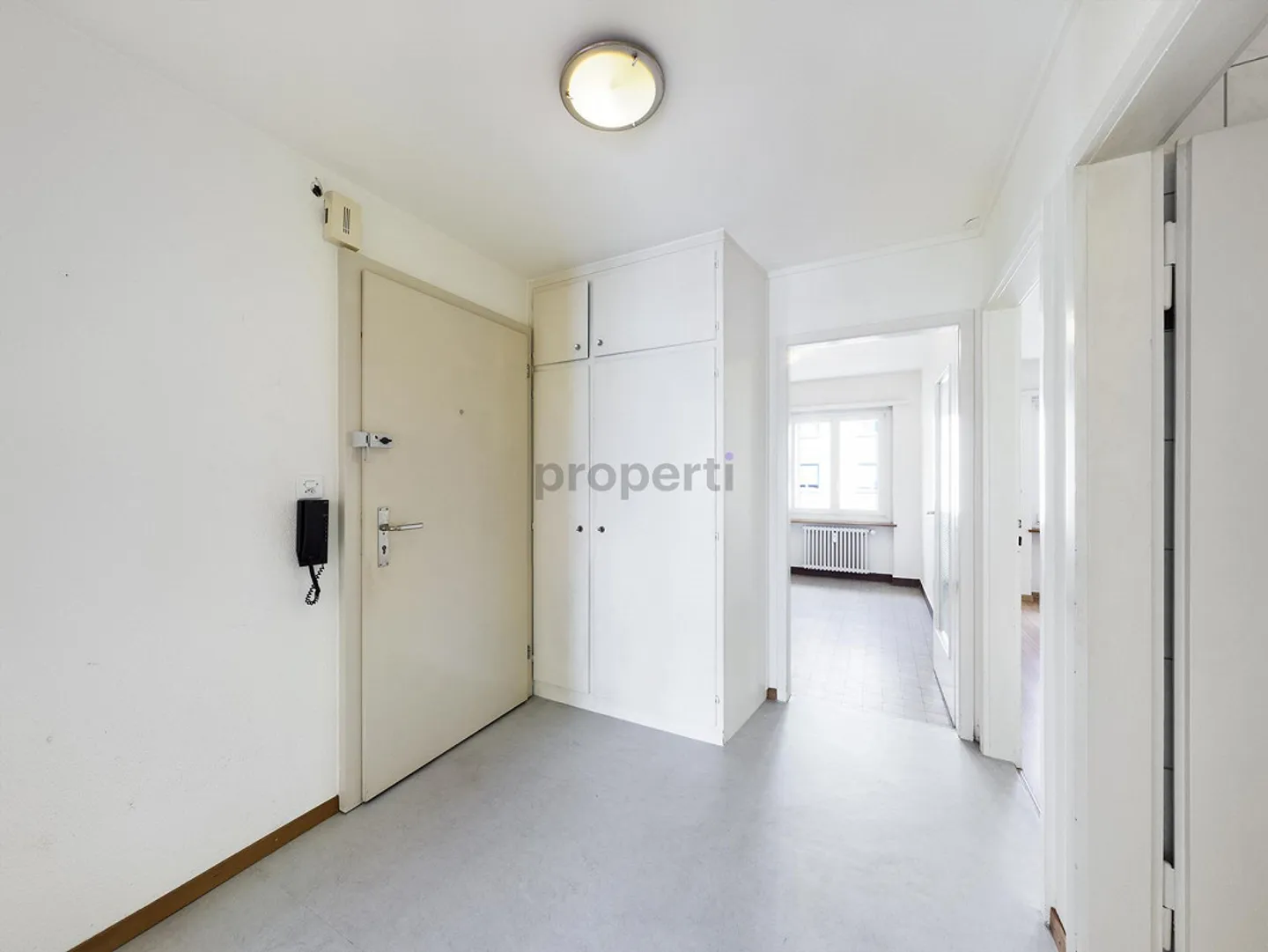 Charming Apartment in Bottmingen - Photo 10 of 11