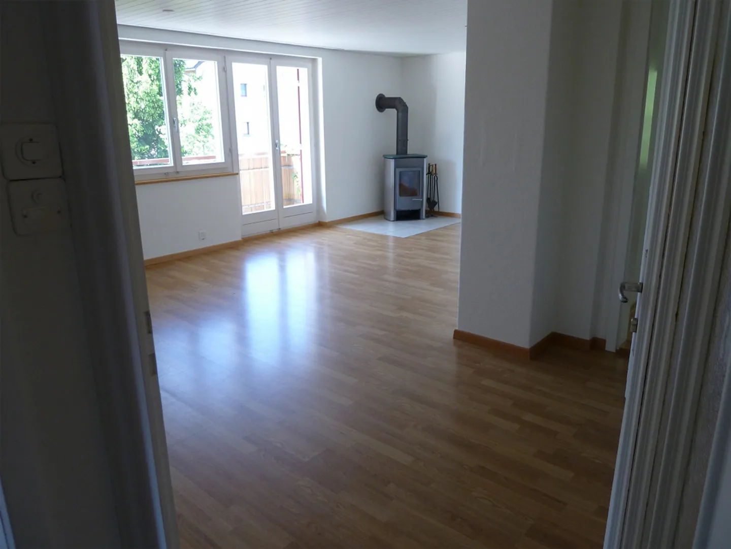 Apartment in charming house including garage - Photo 13 of 25