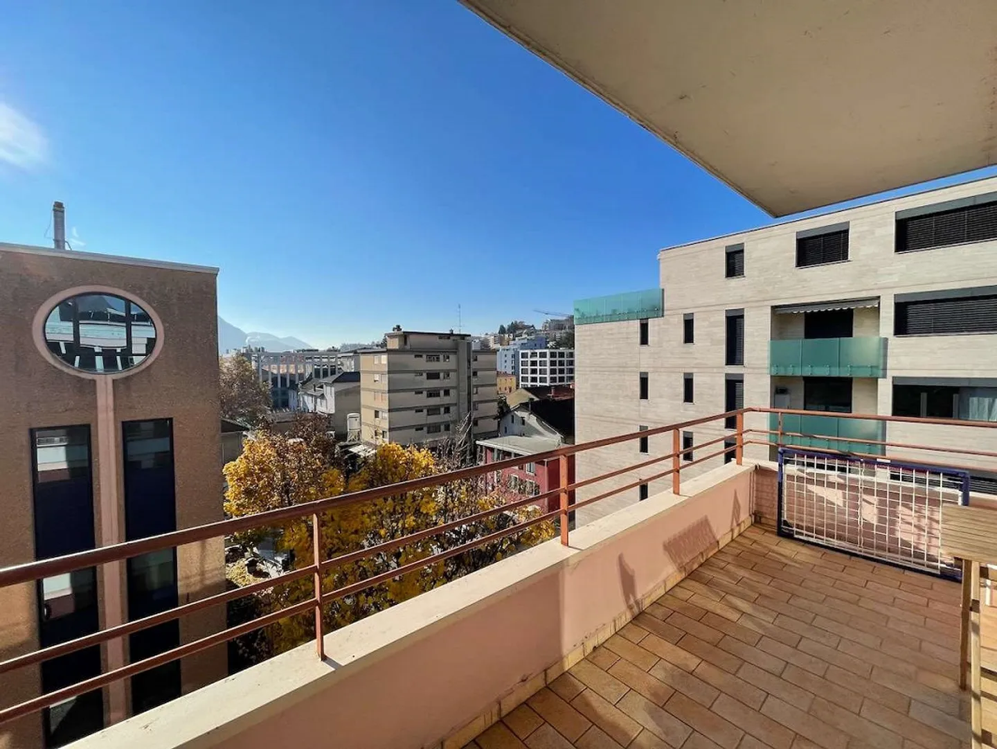 Appartamento rinnovato vicino al centro - Foto 4 di 11