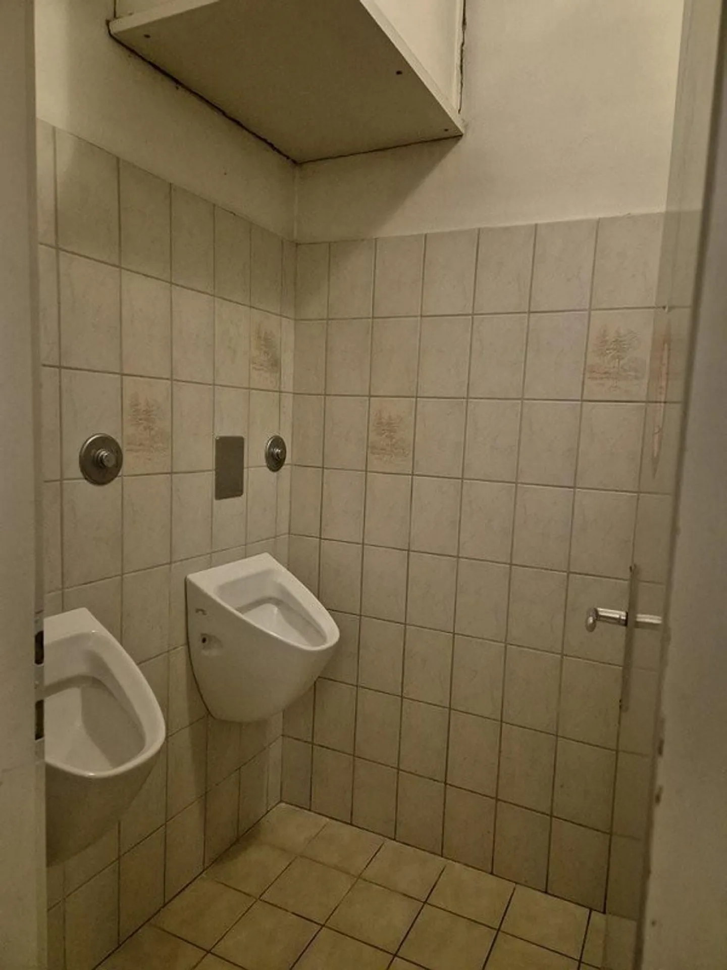 Café for rent - Photo 7 of 9