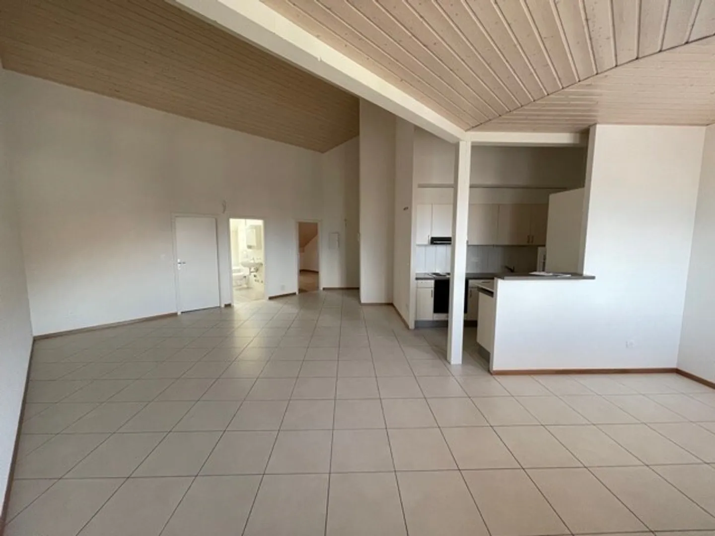 Charmante 3.5-Zimmer Wohnung - Foto 2 von 7