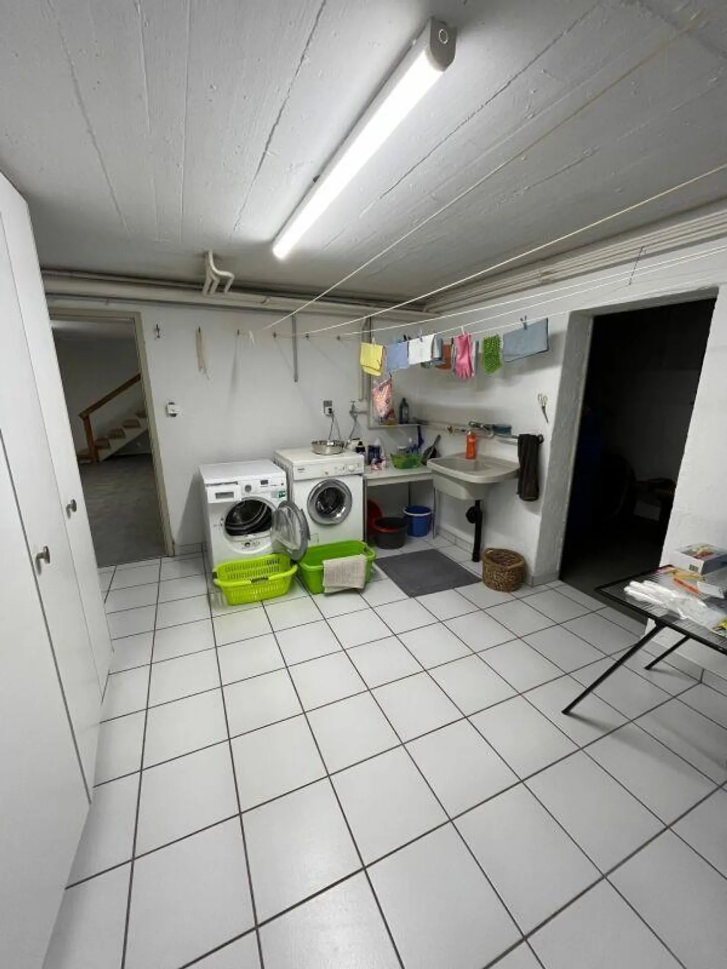 Spacious living in a sunny location - Photo 19 of 28