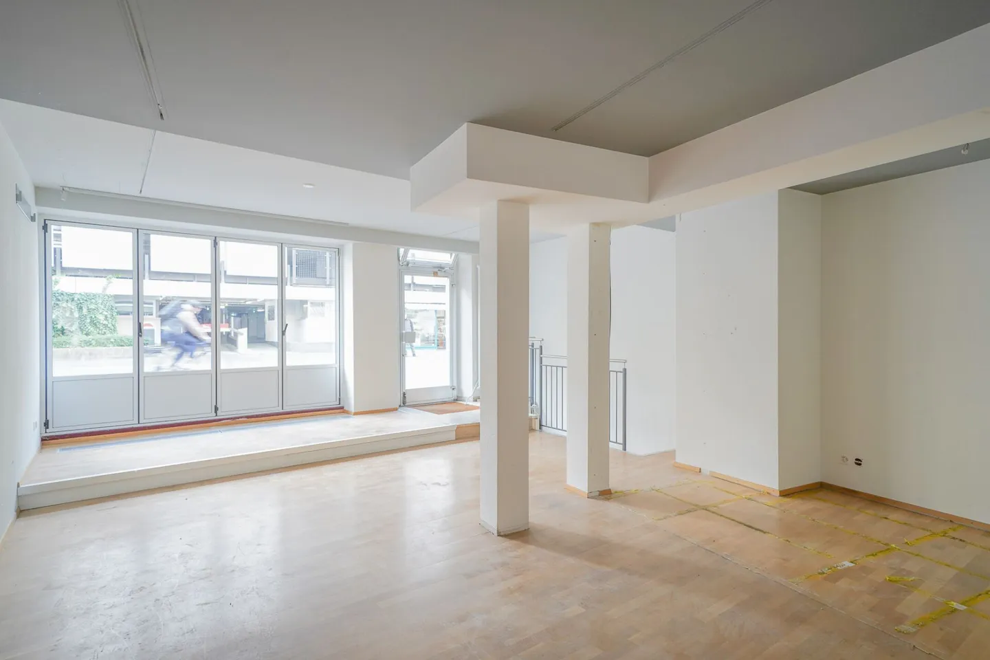 Emplacement de choix - Espace commercial fréquenté dans la vieille ville de Lucerne - Photo 4 sur 8