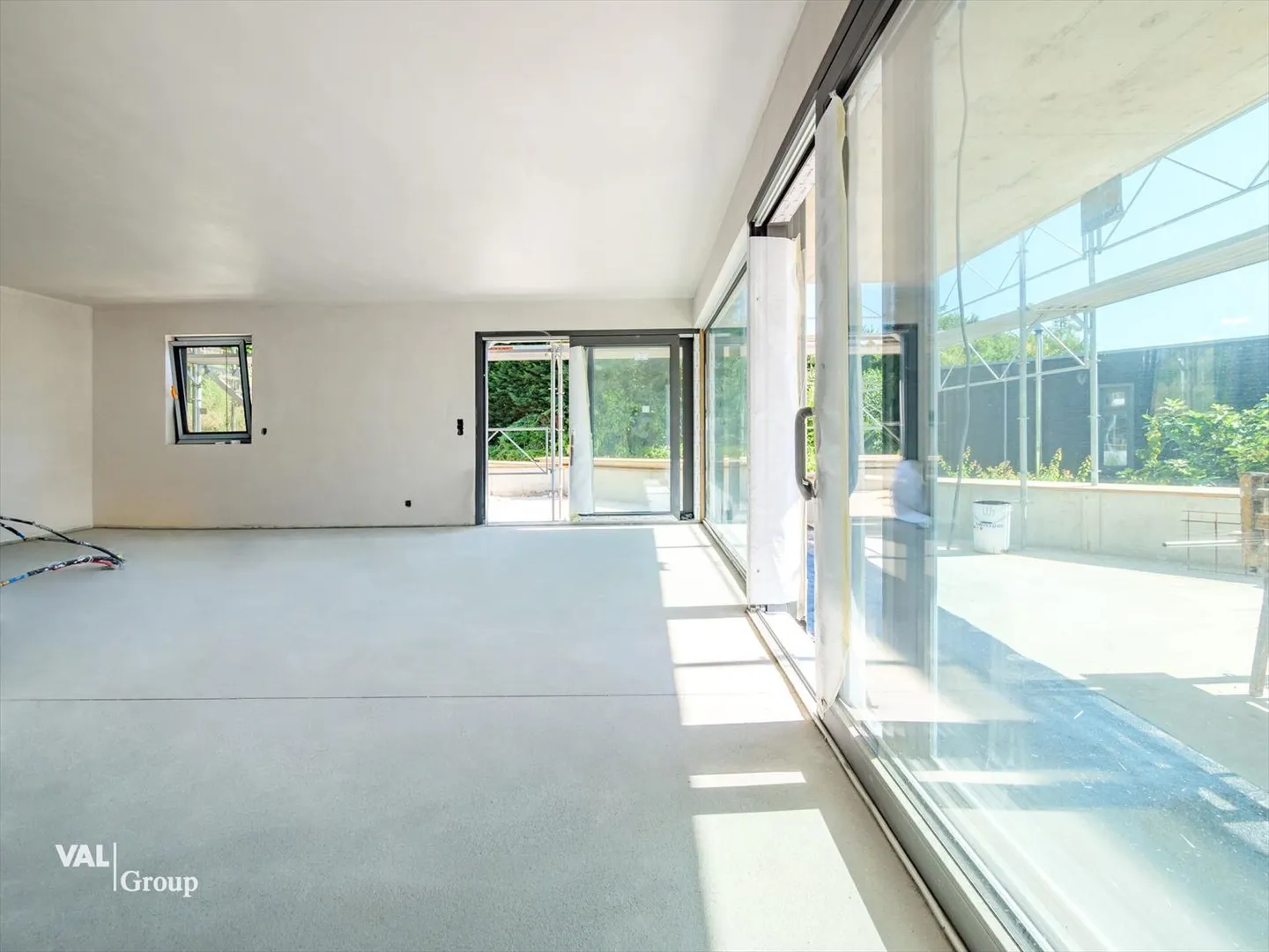 Dernière chance : appartement de 4,5 pièces avec grand jardin. - Photo 2 sur 13