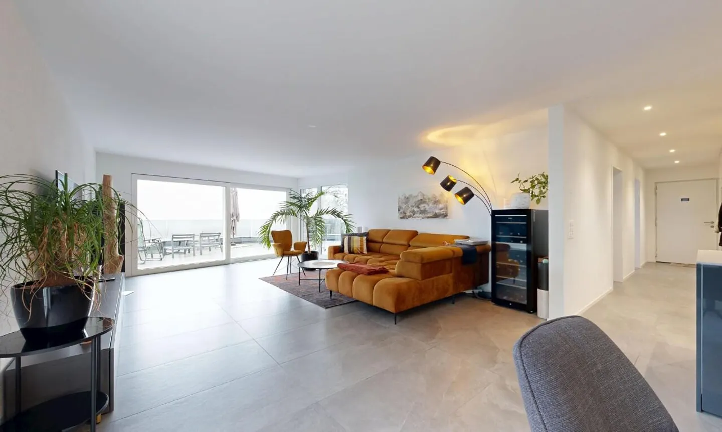 Appartamento con terrazza - Elegante, luminoso, di alta qualità - Foto 3 di 11