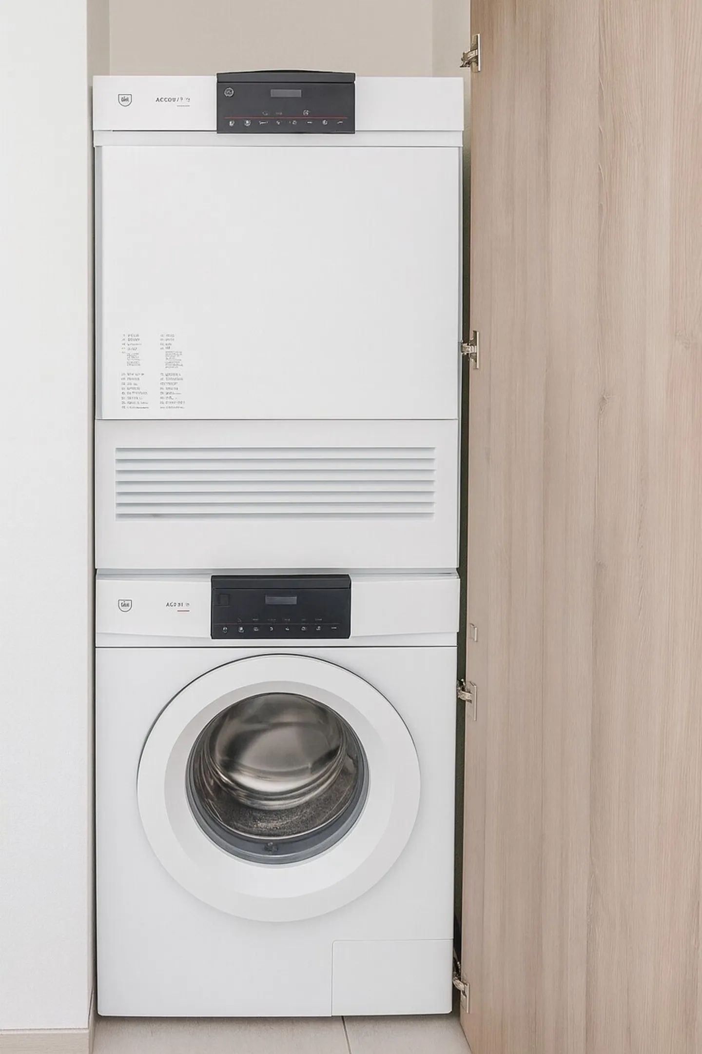 Tax-advantaged living in beautiful Lachen SZ - Photo 5 of 8