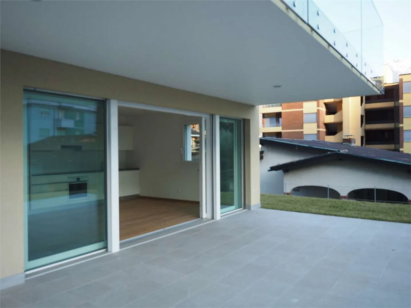 Appartamento con giardino privato - Foto 6 di 9