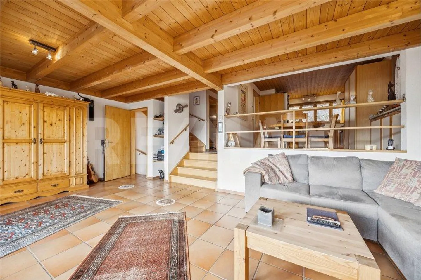 Maison individuelle de 6½ pièces dans un emplacement ensoleillé avec vue - Photo 5 sur 13