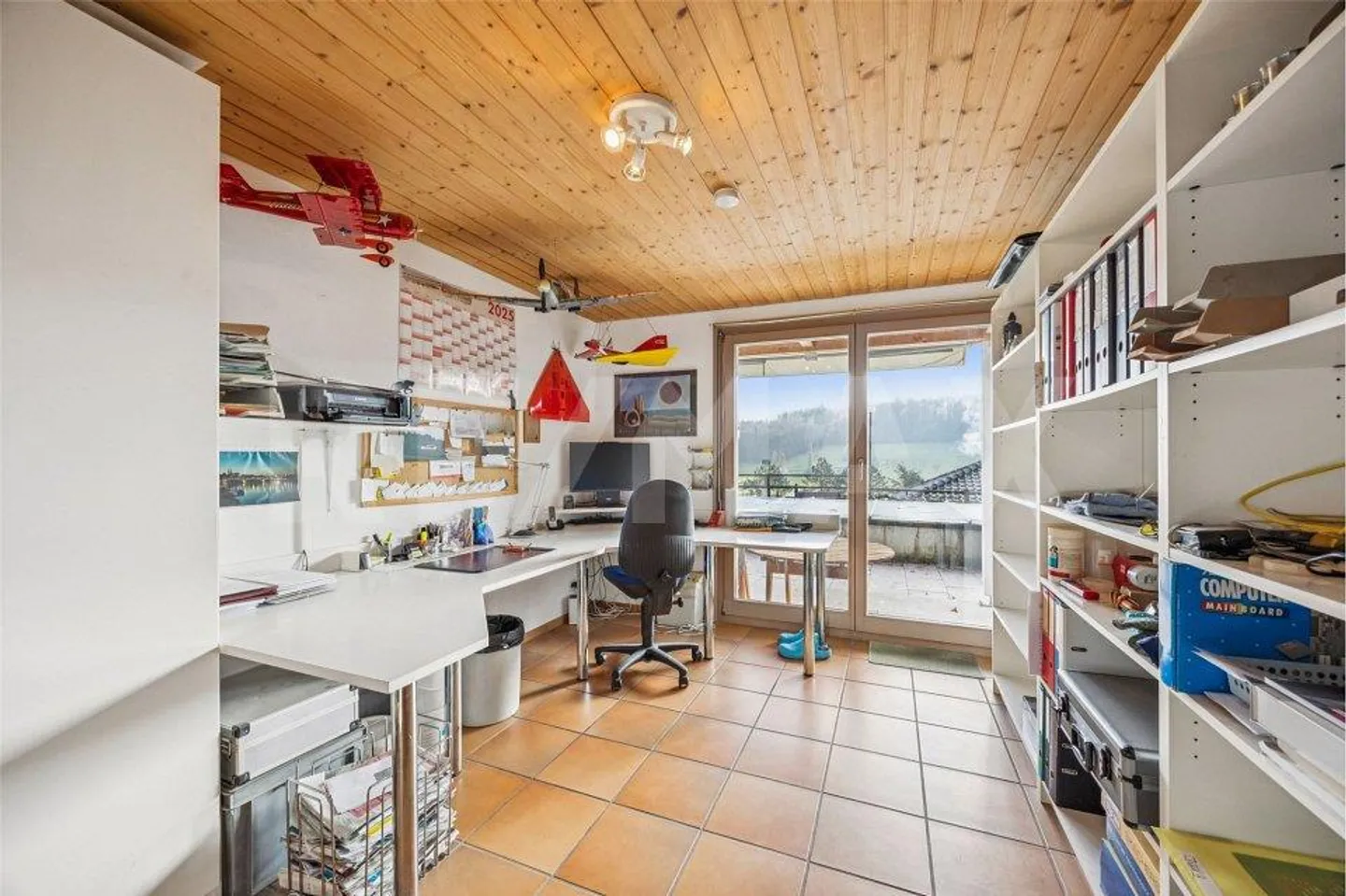 Maison individuelle de 6½ pièces dans un emplacement ensoleillé avec vue - Photo 9 sur 13