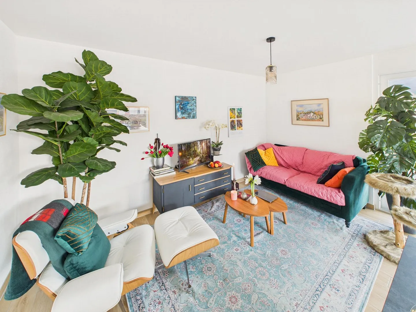 Apartment for sale - Photo 1 of 11