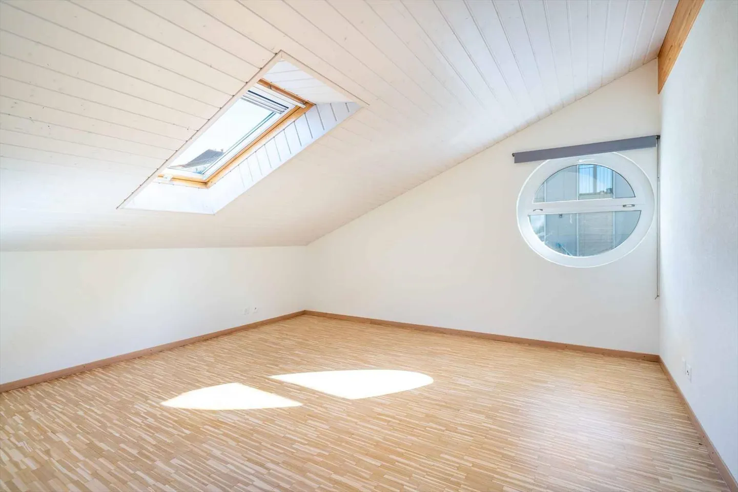 Top floor 4.5 rooms - Photo 6 of 10