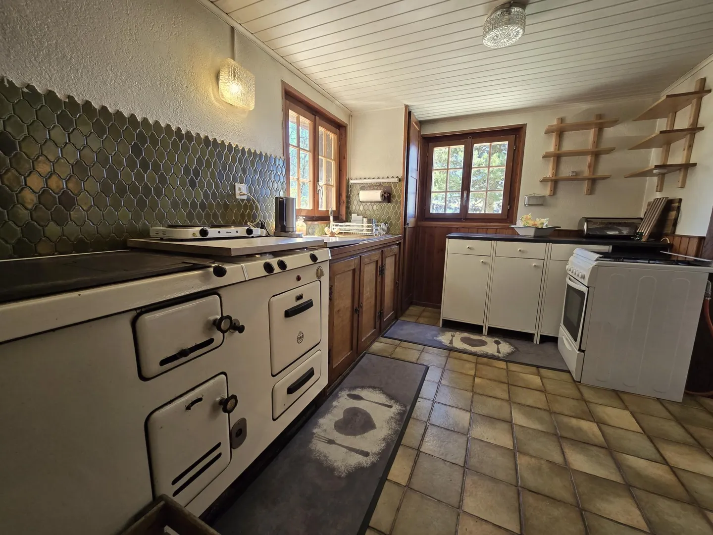 Chalet authentique avec 5,5 chambres, abri en bois, grange et cave à vin sur un grand terrain à Val d'Hérens - Photo 7 sur 11