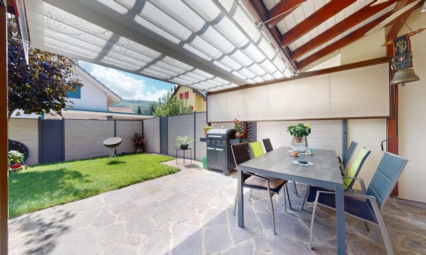 Maison individuelle bien entretenue avec jardin, cheminée et garage - Photo 9 sur 11