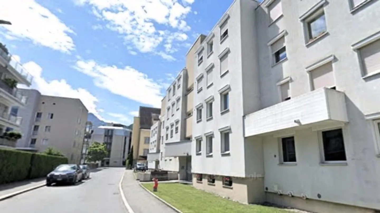 Appartamento 4.5 stanze appena ristrutturato - Foto 1 di 11