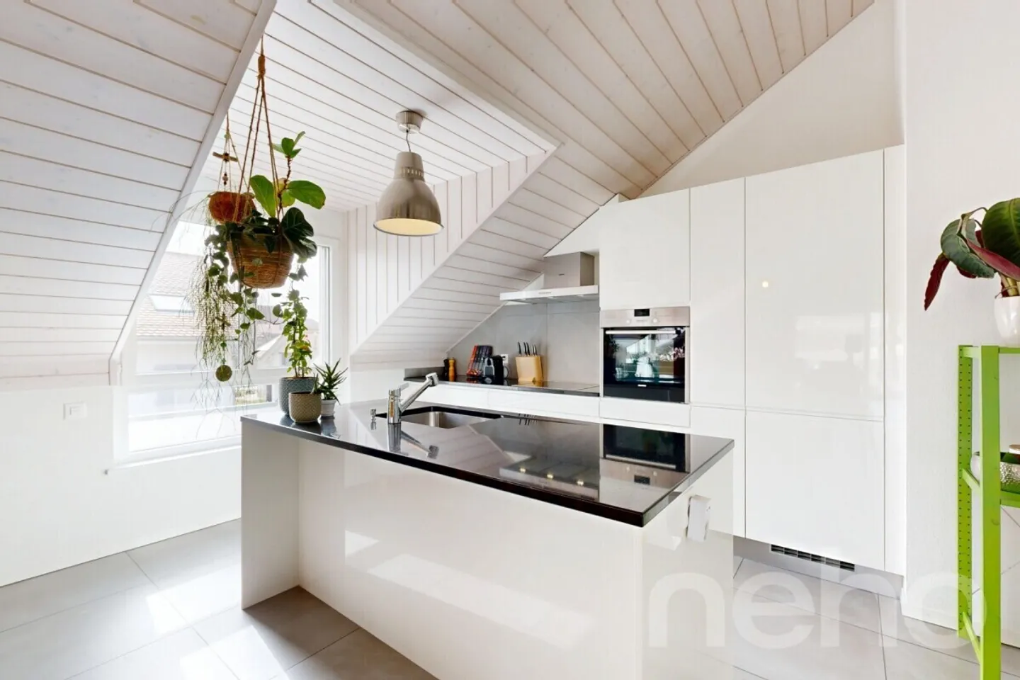Penthouse spacieux avec terrasse - Photo 4 sur 12