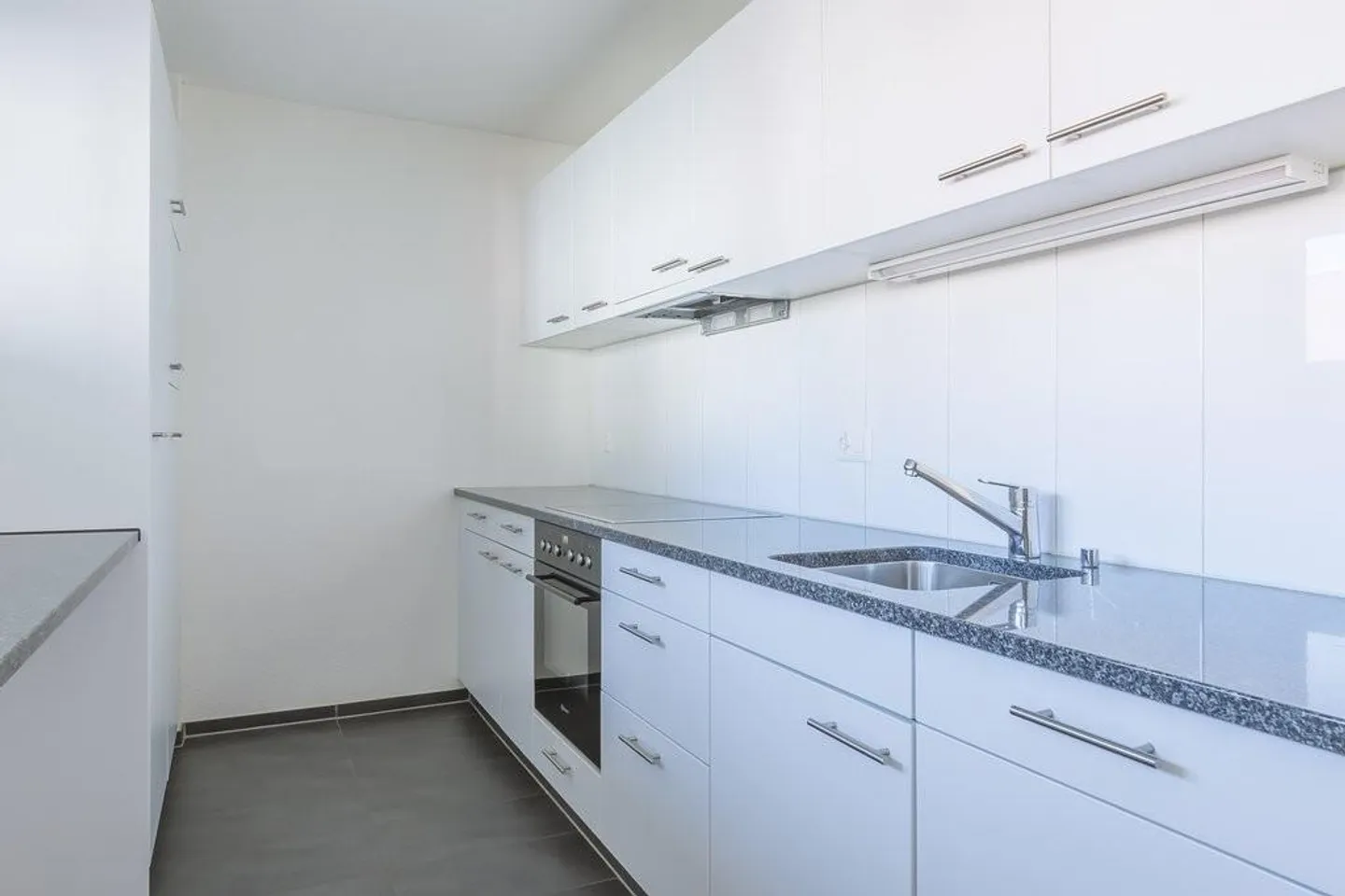 Beautiful 4.5-room apartment with large balcony - Photo 2 of 11