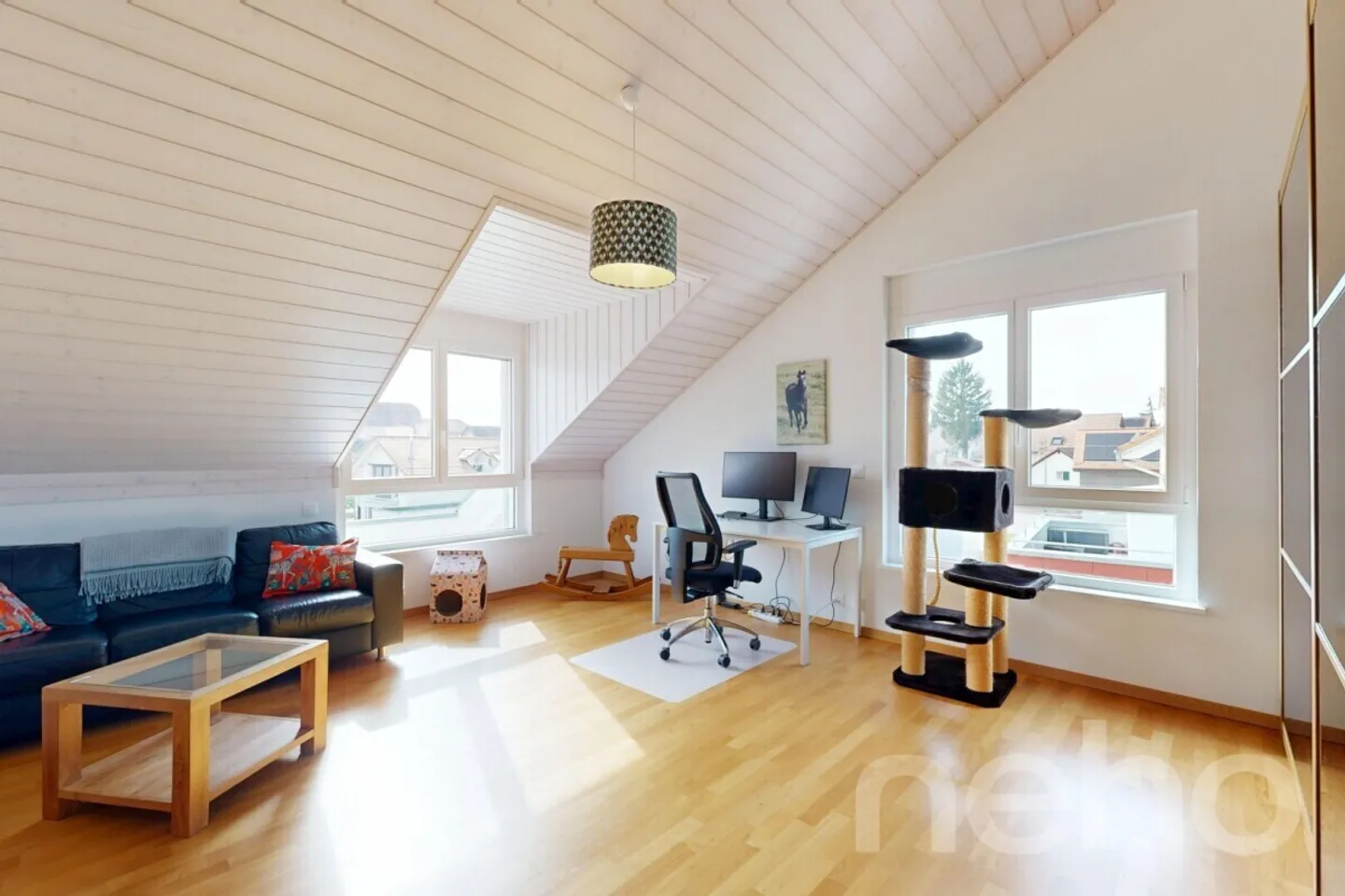 Penthouse spacieux avec terrasse - Photo 7 sur 12
