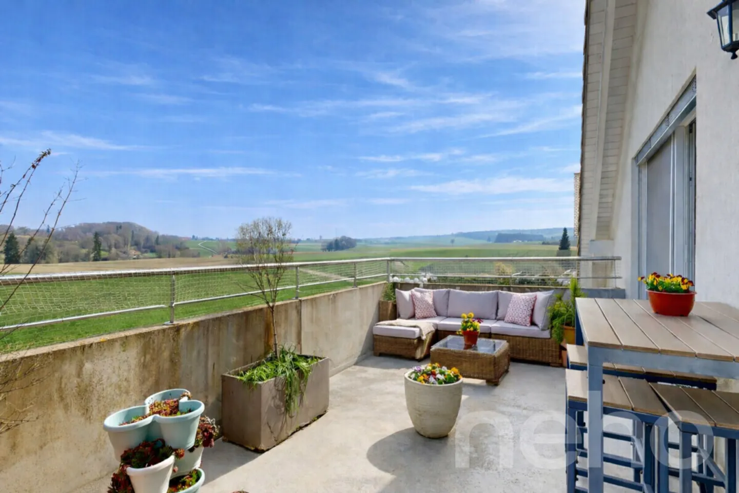 Penthouse spacieux avec terrasse - Photo 10 sur 12