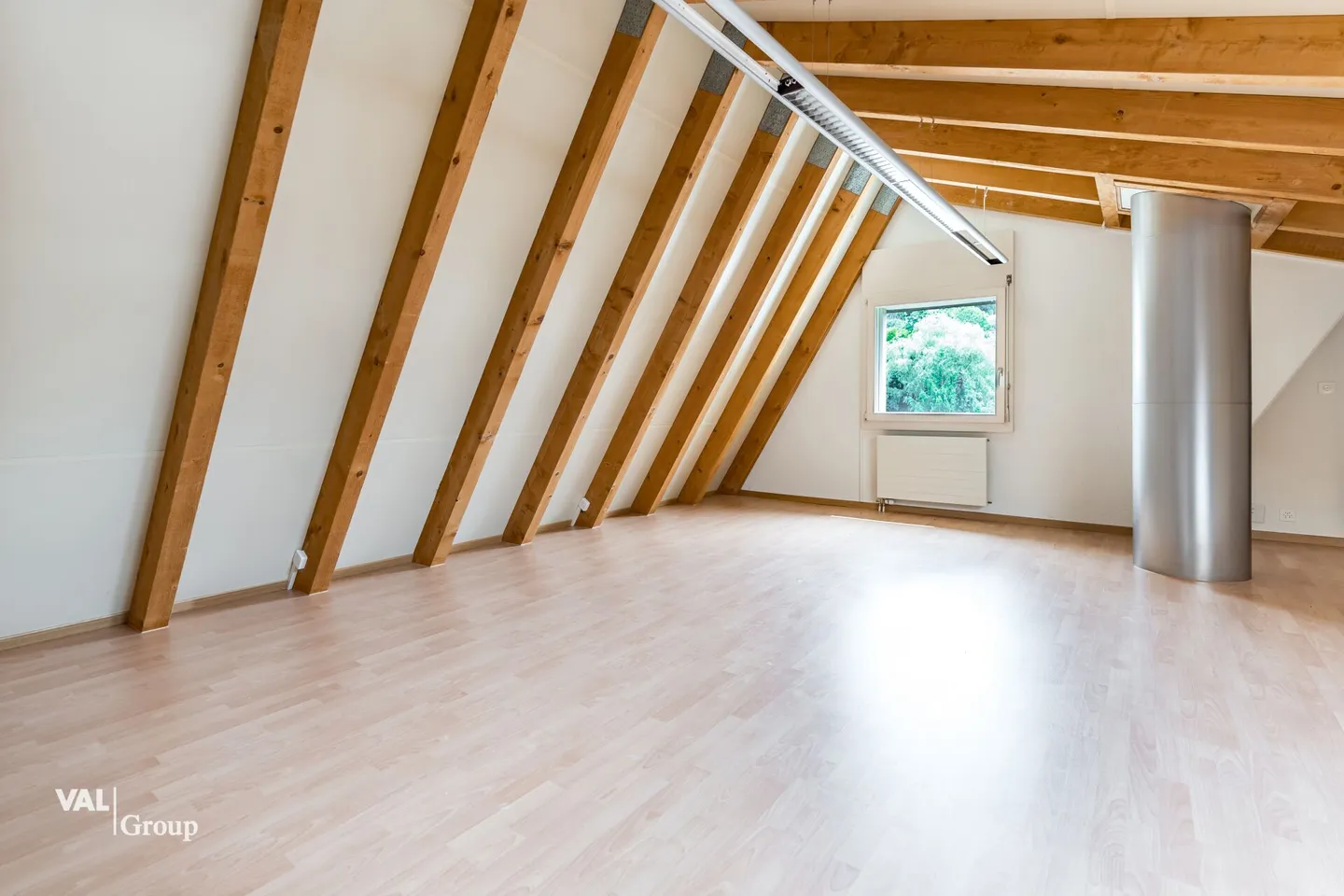 Office space for rent - Photo 5 of 8