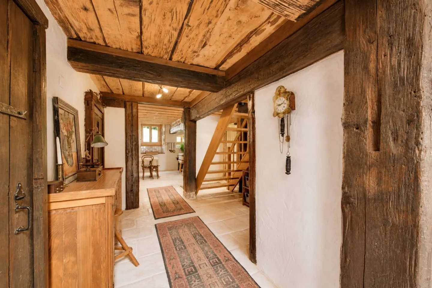 Ferme authentique du 18ème siècle avec vue panoramique - Photo 2 sur 13