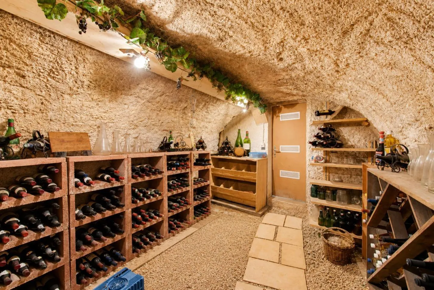 Ferme authentique du 18ème siècle avec vue panoramique - Photo 13 sur 13