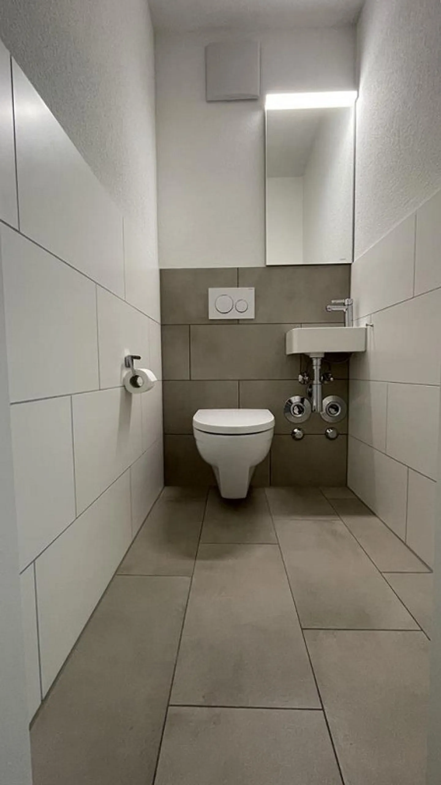 Charmante 4-Zimmerwohnung mit Sitzplatz und Waschturm - Foto 3 di 9