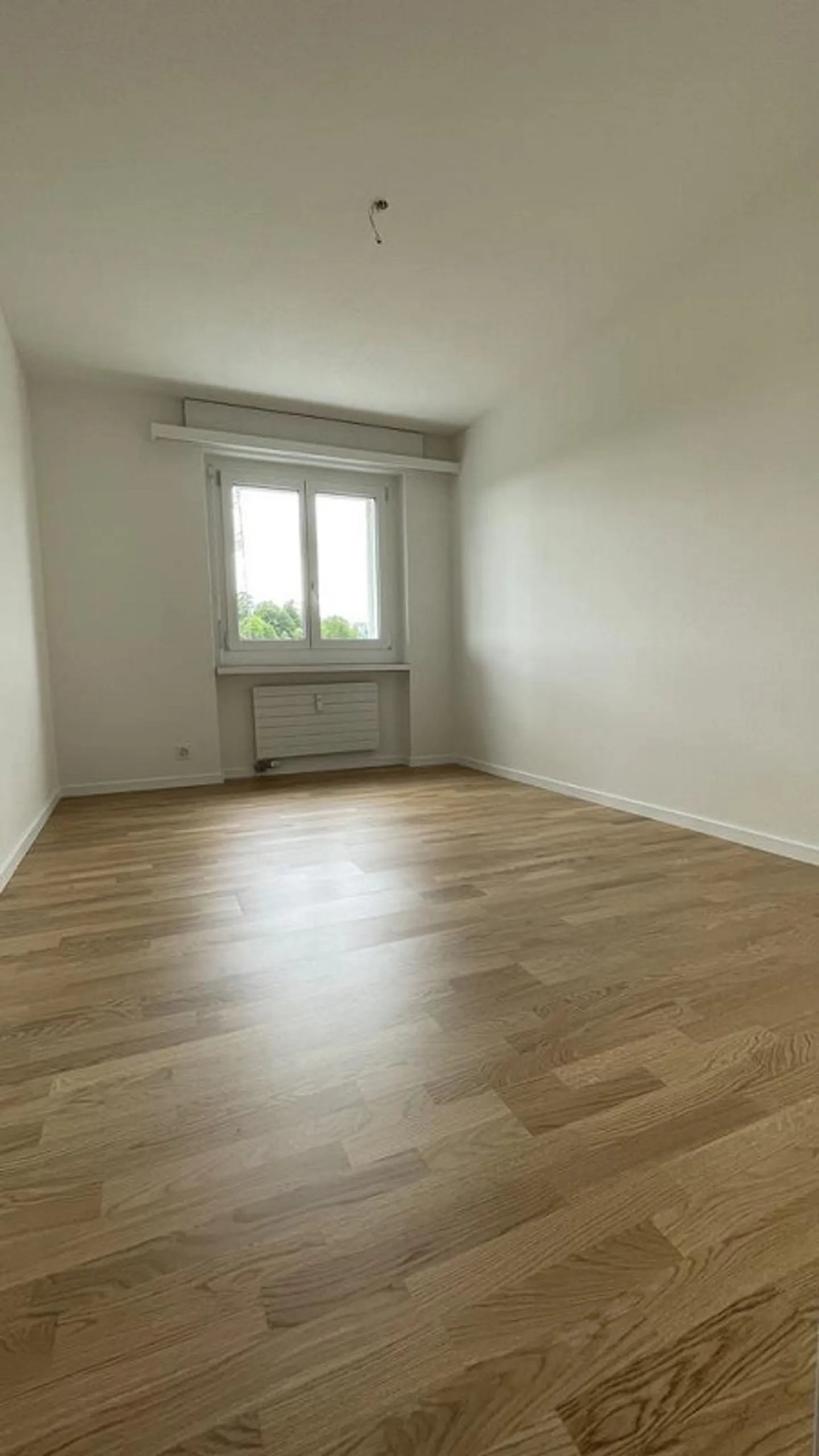 Charmante 4-Zimmerwohnung mit Sitzplatz und Waschturm - Foto 8 di 9