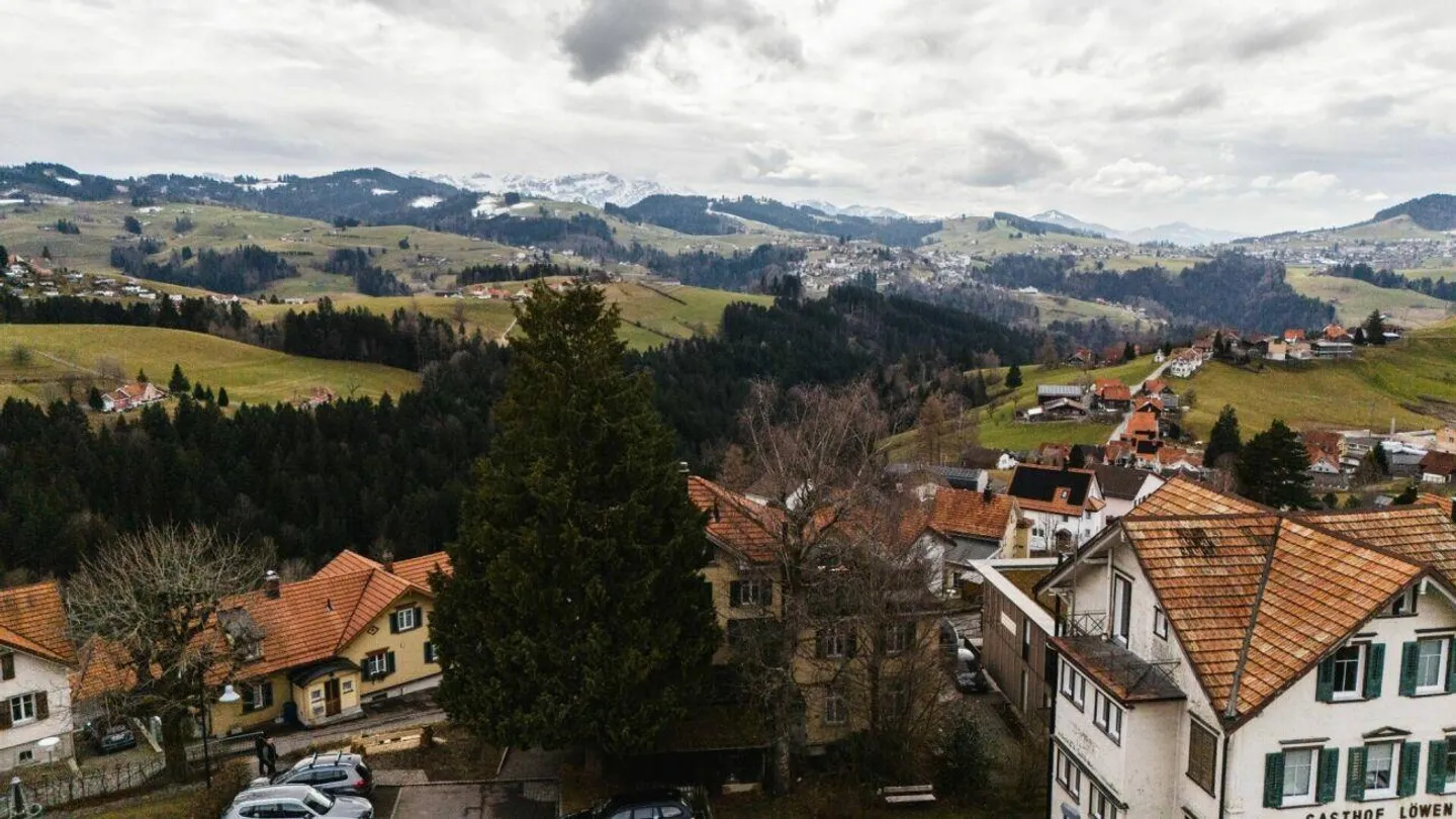 Appartement de 5,5 pièces avec vue magnifique sur l'Appenzellerland. - Photo 8 sur 8