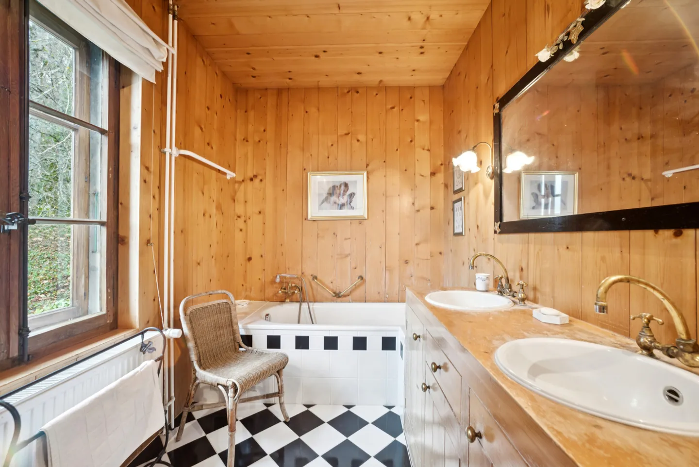 Herrenhaus - Charme und Prestige in den Höhen - Foto 5 von 13