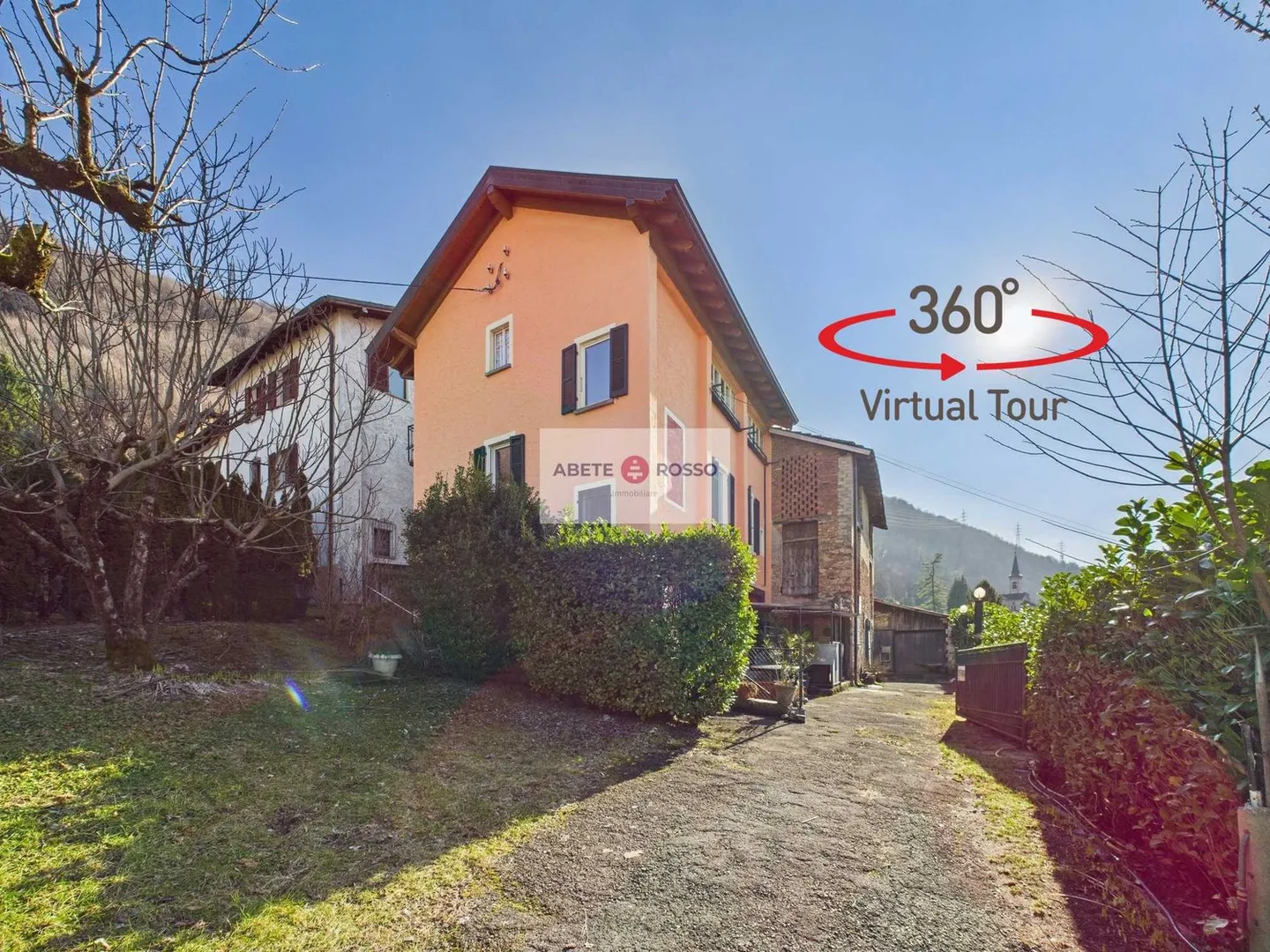 Casa con terreno edificabile e rustico - Foto 1 di 16